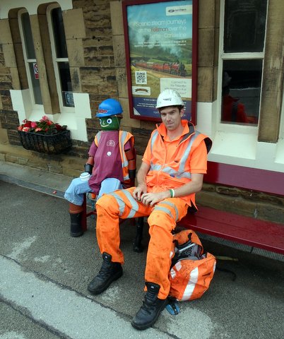 Visit Settle - 2014 Settle Flowerpot Festival